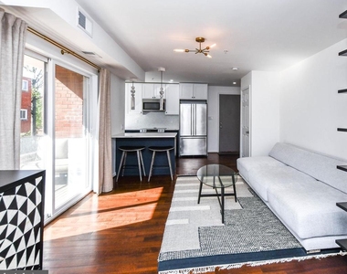 1386 Bryant Street Ne - Photo Thumbnail 15