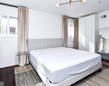 1386 Bryant Street Ne - Photo Thumbnail 29