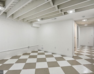 323 34th Street Ne - Photo Thumbnail 17