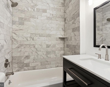 323 34th Street Ne - Photo Thumbnail 15