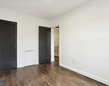 323 34th Street Ne - Photo Thumbnail 12