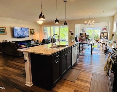 1270 Flyfish Avenue - Photo Thumbnail 9
