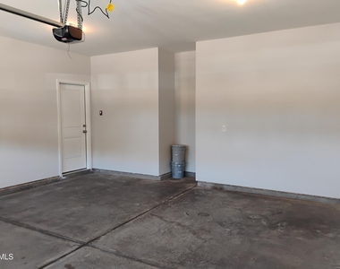 1124 Bell Heather Road - Photo Thumbnail 46