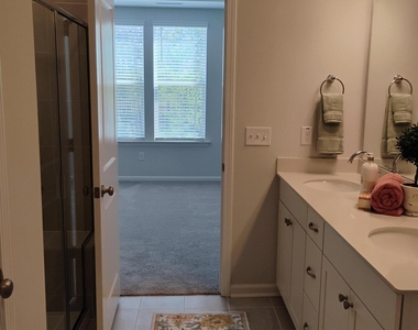 1124 Bell Heather Road - Photo Thumbnail 18
