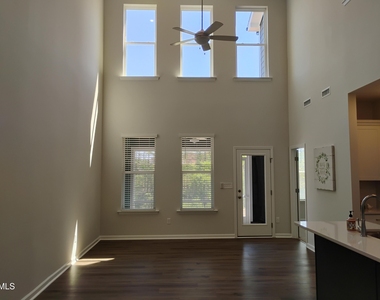 1124 Bell Heather Road - Photo Thumbnail 4