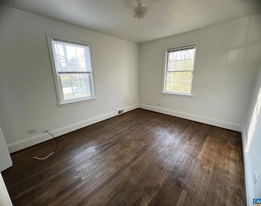 1545 Rugby Ave - Photo Thumbnail 16