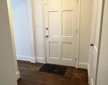 1545 Rugby Ave - Photo Thumbnail 3