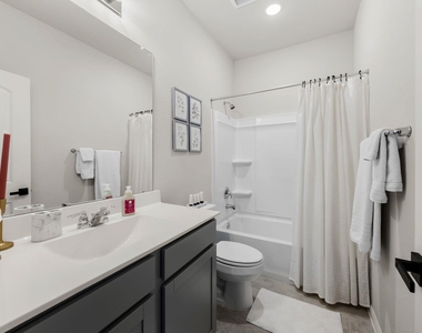 217 Mccrae Dr - Photo Thumbnail 25