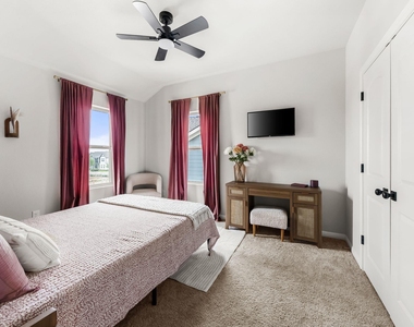 217 Mccrae Dr - Photo Thumbnail 24