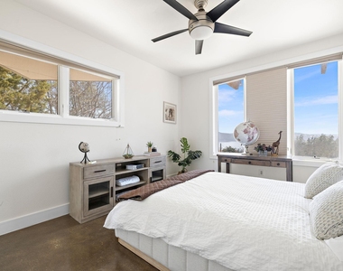 14020 Lakeview Dr - Photo Thumbnail 27