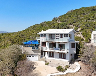 14020 Lakeview Dr - Photo Thumbnail 1