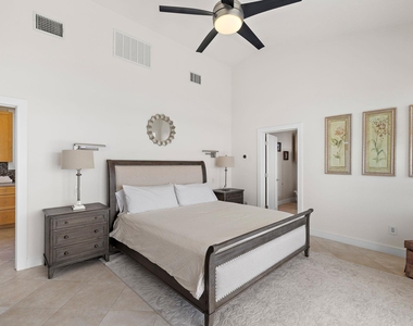 14020 Lakeview Dr - Photo Thumbnail 13