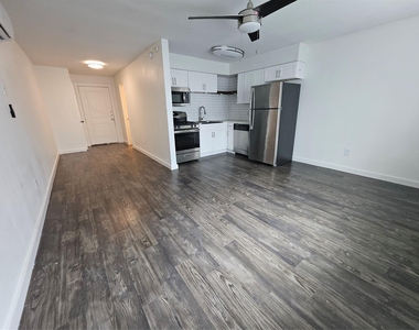 4406 Avenue C - Photo Thumbnail 1