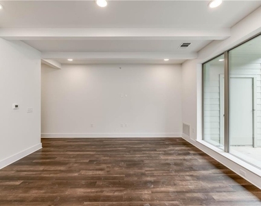4704 Sunset Trl - Photo Thumbnail 9