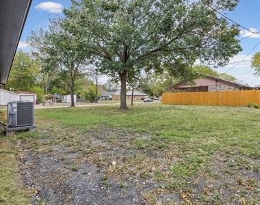 1100 Monte Vista Dr - Photo Thumbnail 23