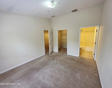 9505 Armelle Way - Photo Thumbnail 13