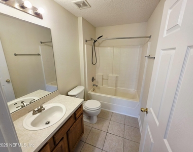 9505 Armelle Way - Photo Thumbnail 15