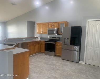 1752 Glen Laurel Drive - Photo Thumbnail 4