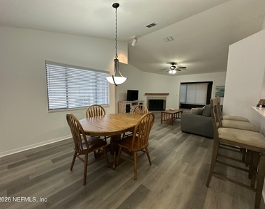 3110 Sea Hawk Drive - Photo Thumbnail 20