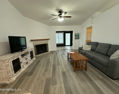 3110 Sea Hawk Drive - Photo Thumbnail 5