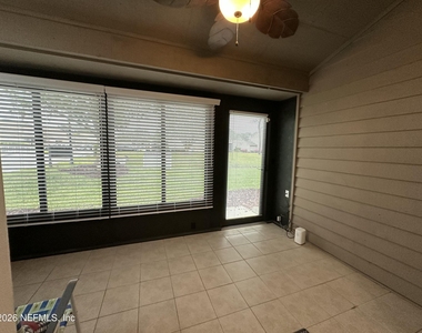 3110 Sea Hawk Drive - Photo Thumbnail 10