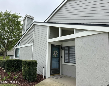 3110 Sea Hawk Drive - Photo Thumbnail 2