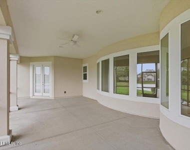 743 E Dorchester Drive - Photo Thumbnail 31