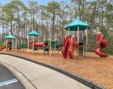 743 E Dorchester Drive - Photo Thumbnail 37