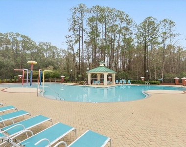 743 E Dorchester Drive - Photo Thumbnail 36
