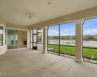 743 E Dorchester Drive - Photo Thumbnail 32