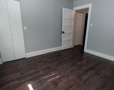 2092 Benedict Road - Photo Thumbnail 7