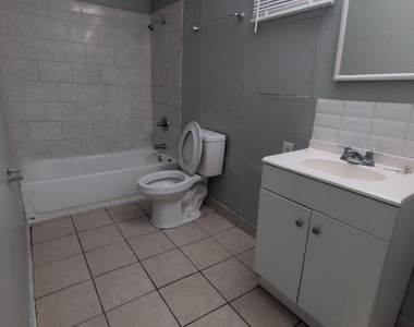 2092 Benedict Road - Photo Thumbnail 3