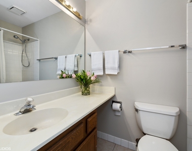 184 Brook Lane - Photo Thumbnail 10