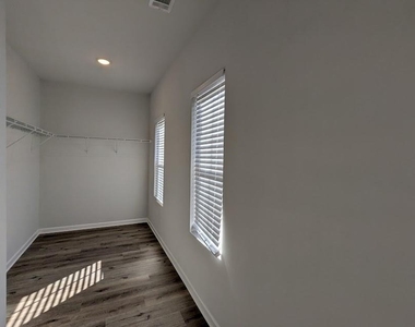 2034 Britt Drive - Photo Thumbnail 13