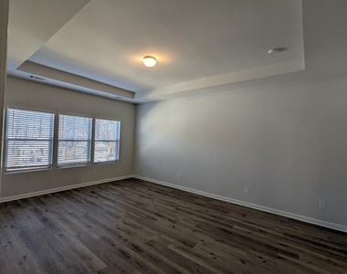 2034 Britt Drive - Photo Thumbnail 11