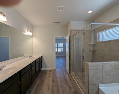 2034 Britt Drive - Photo Thumbnail 17