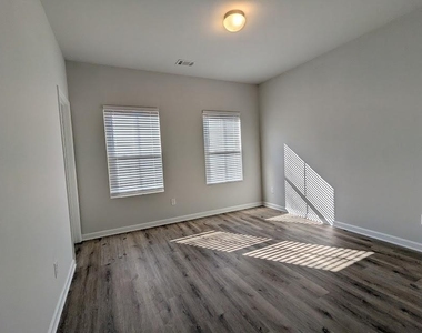 2034 Britt Drive - Photo Thumbnail 22