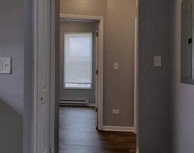 6601 S Green Street - Photo Thumbnail 7