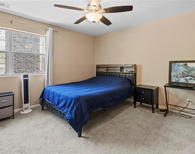 547 Picketts Bend Circle - Photo Thumbnail 16