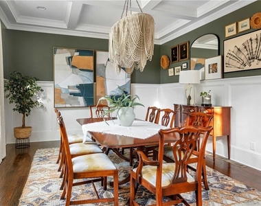 582 Charles Ave - Photo Thumbnail 77
