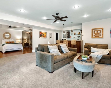 582 Charles Ave - Photo Thumbnail 49
