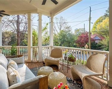 582 Charles Ave - Photo Thumbnail 22