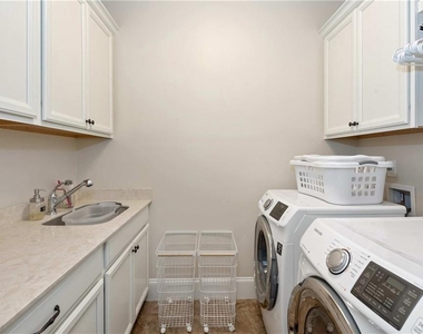582 Charles Ave - Photo Thumbnail 78