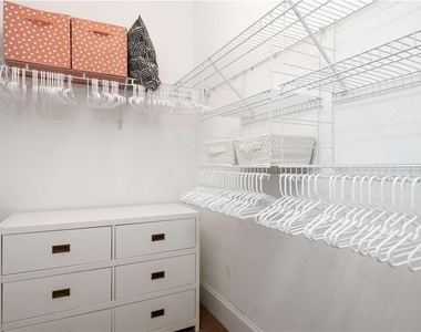 582 Charles Ave - Photo Thumbnail 41