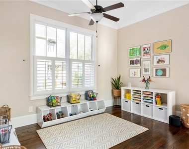 582 Charles Ave - Photo Thumbnail 63