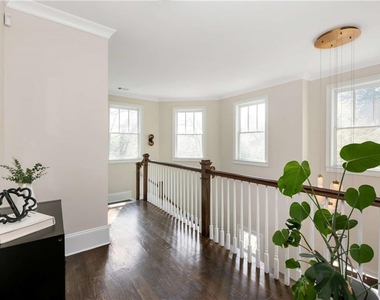 582 Charles Ave - Photo Thumbnail 43