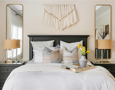 582 Charles Ave - Photo Thumbnail 50