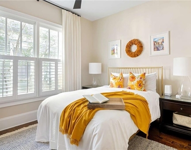 582 Charles Ave - Photo Thumbnail 42