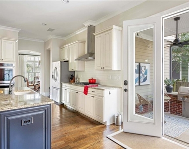 582 Charles Ave - Photo Thumbnail 64