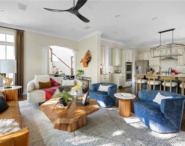 582 Charles Ave - Photo Thumbnail 84